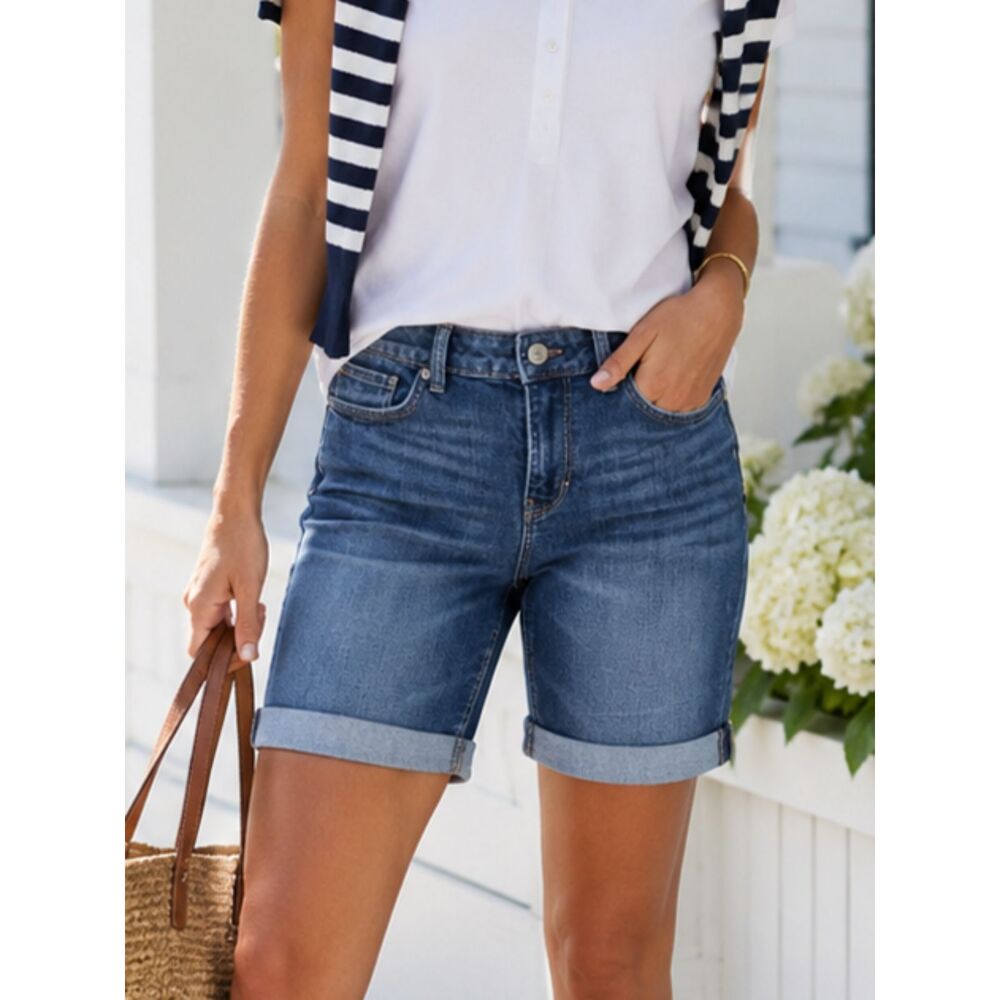 White House Black Market Bermuda Denim Shorts Size 4 Mid Rise Stretch Blue